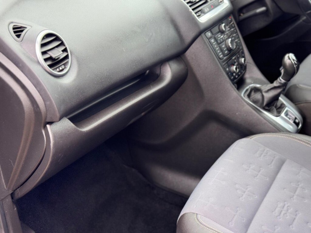 Used Vauxhall Meriva 2015 for sale - 77655393: Photo 15