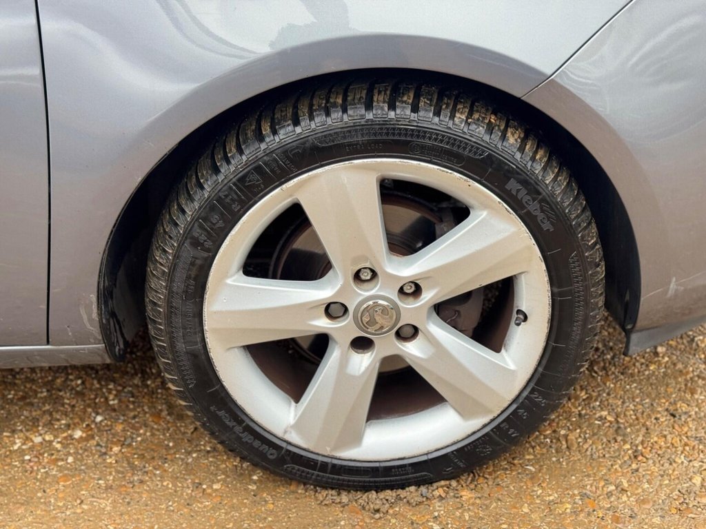 Used Vauxhall Meriva 2015 for sale - 77655393: Photo 46