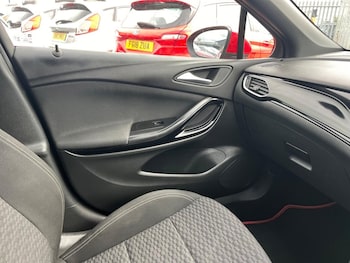 Used Vauxhall Astra 2017 for sale - 78619172: Photo