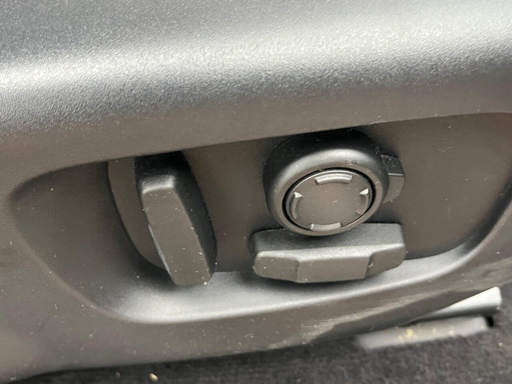 Used Land Rover Discovery 2017 for sale - 77139928: Photo 40