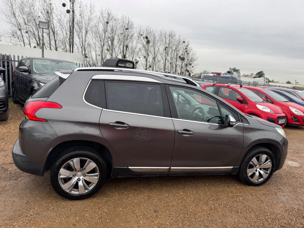 Used Peugeot 2008 2015 for sale - 77413405: Photo 14