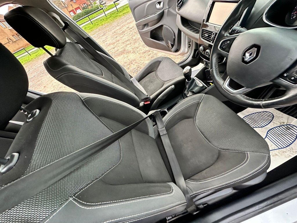 Used Renault Clio 2017 for sale - 76888591: Photo 19