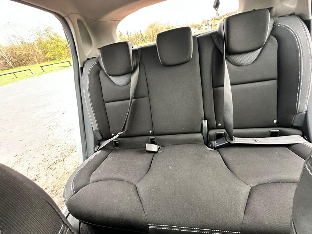 Used Renault Clio 2017 for sale - 76888591: Photo 21