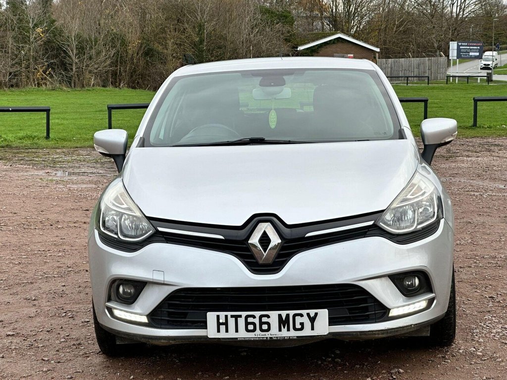 Used Renault Clio 2017 for sale - 76888591: Photo 3