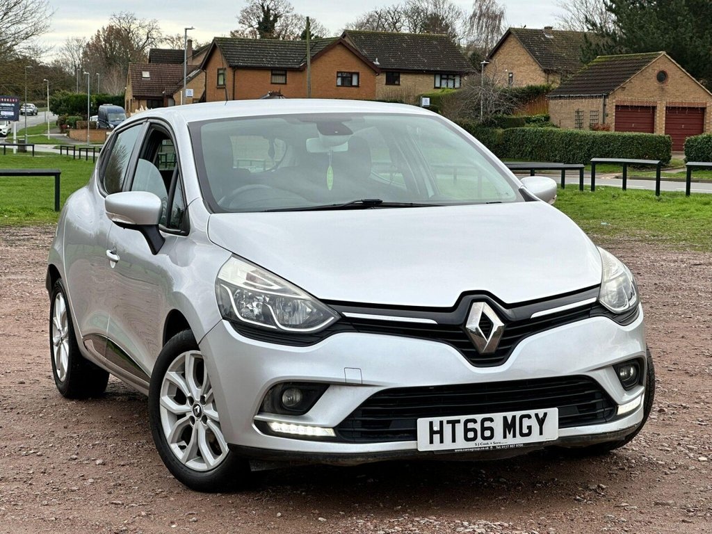 Used Renault Clio 2017 for sale - 76888591: Photo 6