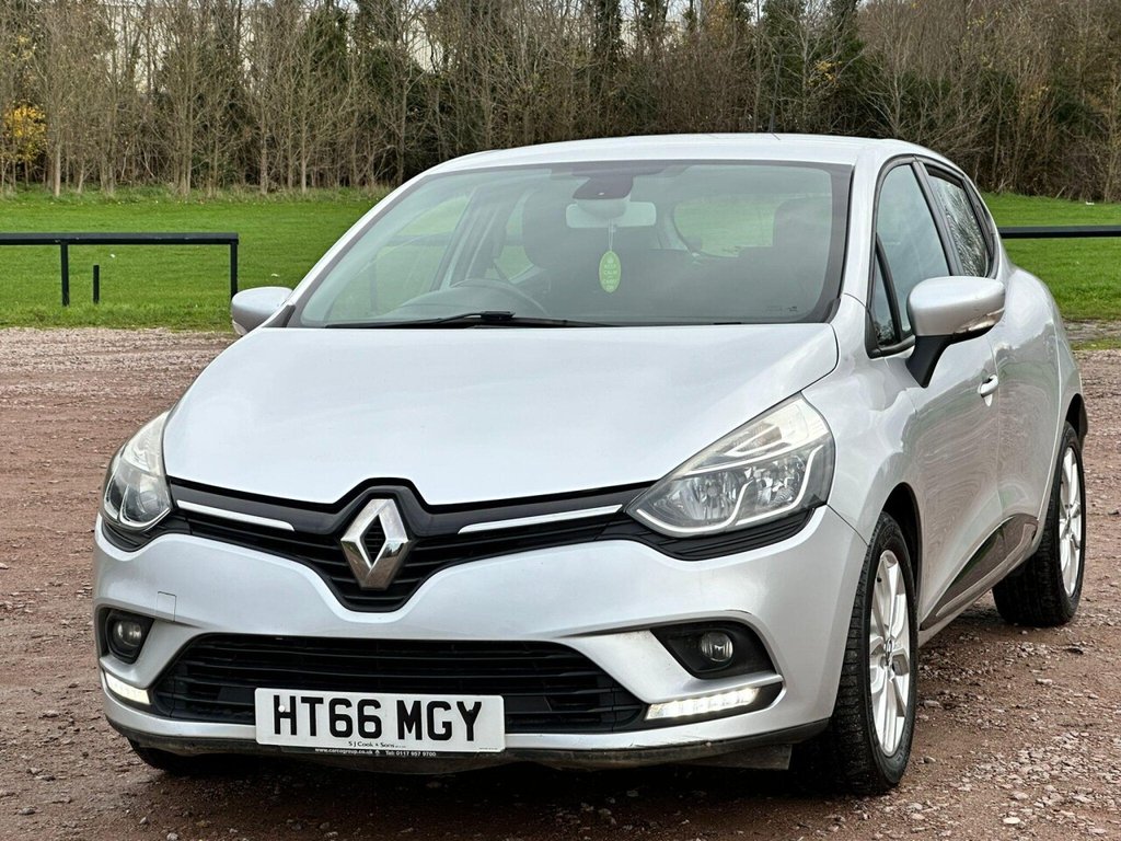 Used Renault Clio 2017 for sale - 76888591: Photo 8