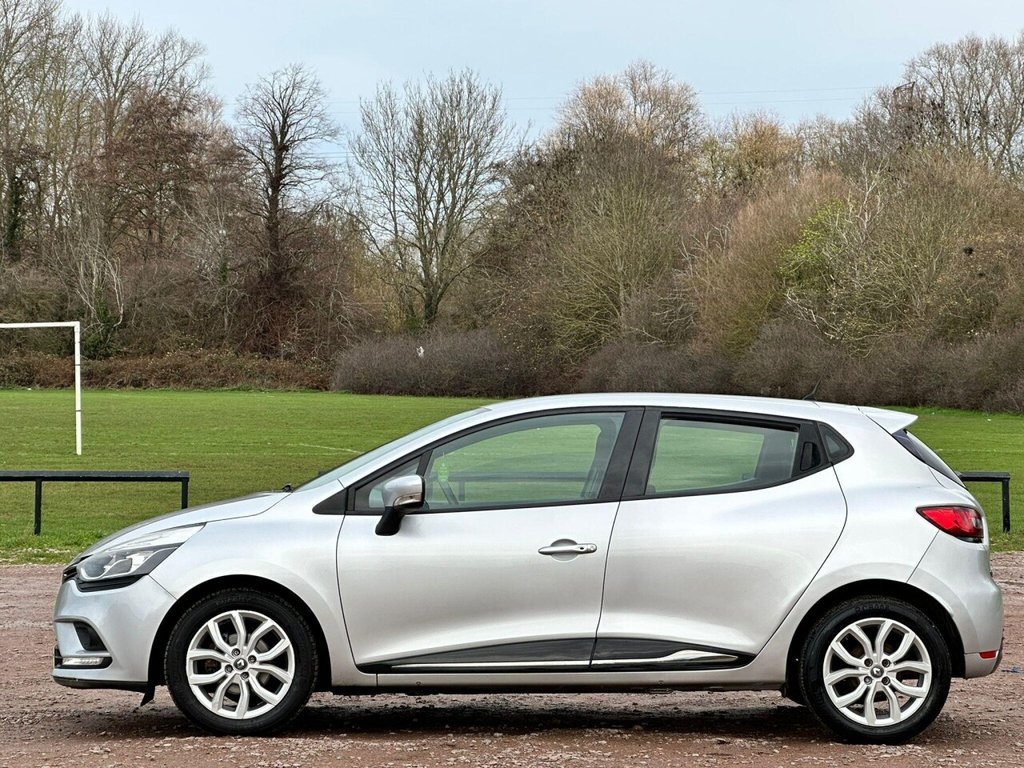 Used Renault Clio 2017 for sale - 76888591: Photo 9