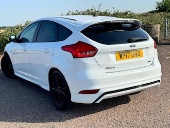 Used Ford Focus 2017 for sale - 78377319: Photo