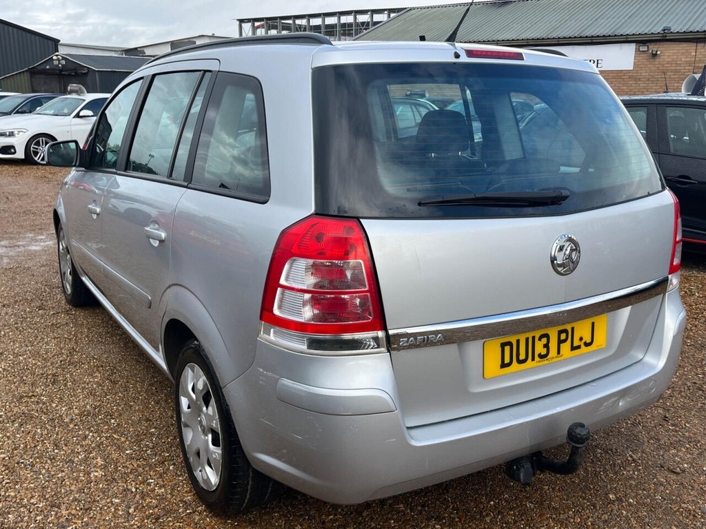 Used Vauxhall Zafira 2013 for sale - 76345456: Photo 16