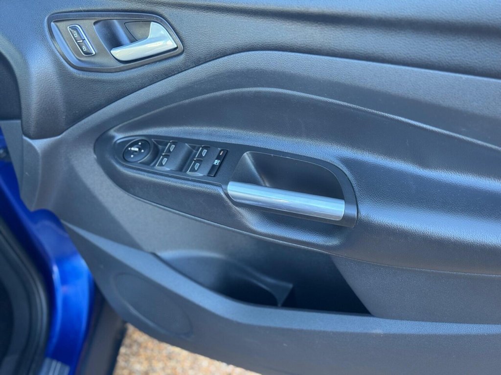 Used Ford Kuga 2014 for sale - 76798106: Photo 33