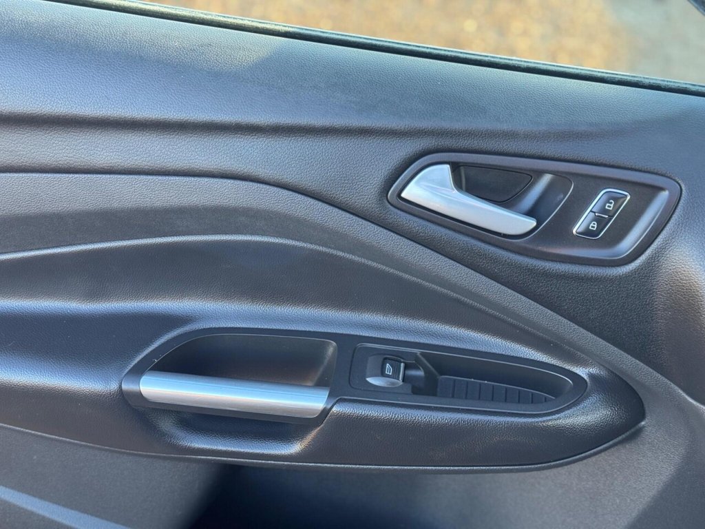 Used Ford Kuga 2014 for sale - 76798106: Photo 36