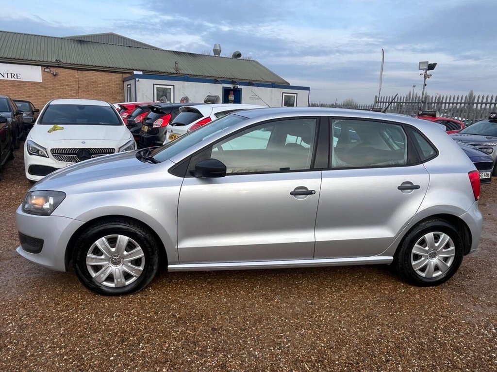 Used Volkswagen Polo 2010 for sale - 77031102: Photo 3