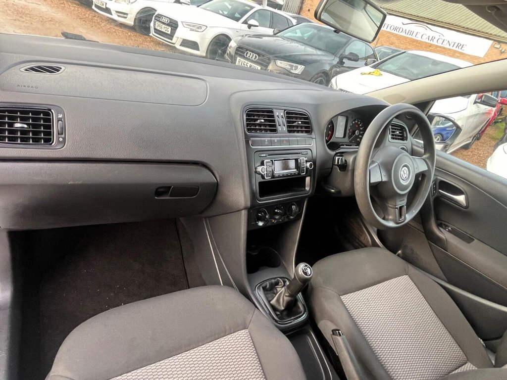 Used Volkswagen Polo 2010 for sale - 77031102: Photo 8