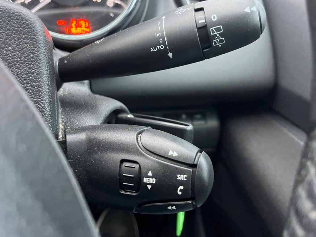 Used Peugeot 5008 2017 for sale - 78049598: Photo 30