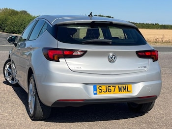 Used Vauxhall Astra 2017 for sale - 79375766: Photo