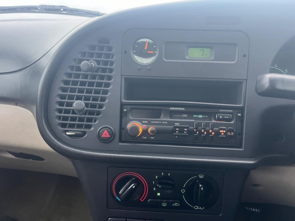 Used Saab 900 1996 for sale - 77165977: Photo 11