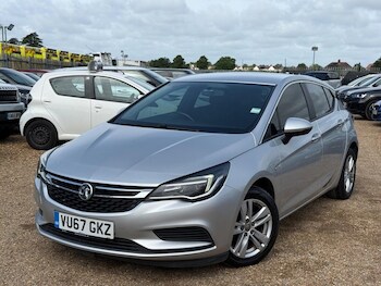 Used Vauxhall Astra 2017 for sale - 78377300: Photo