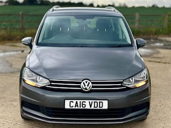Used Volkswagen Touran 2016 for sale - 78570228: Photo