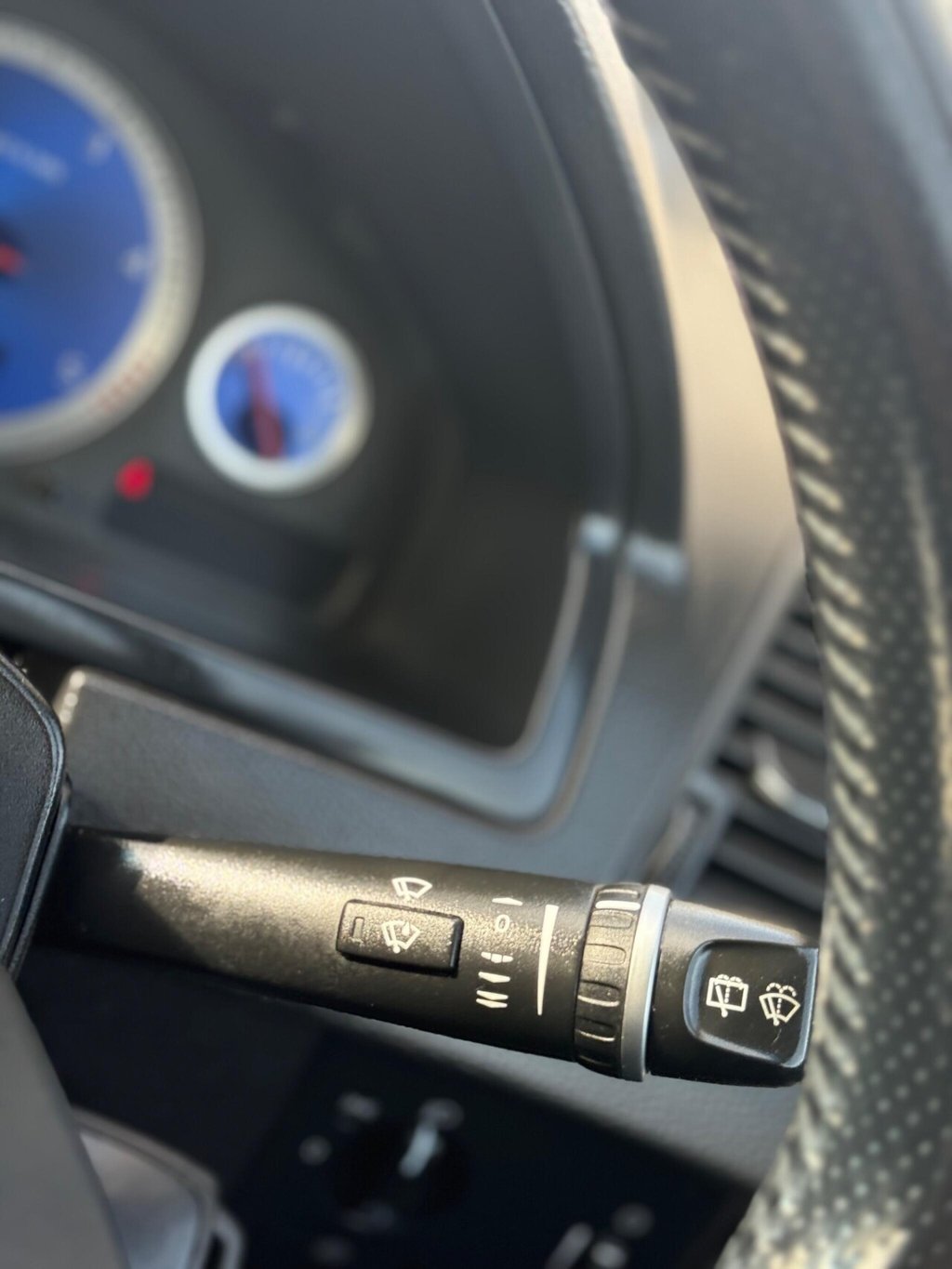 Used Volvo XC90 2012 for sale - 77072389: Photo 25