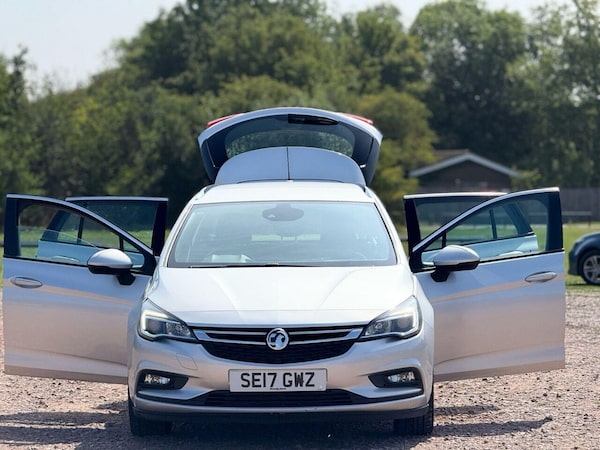 Used Vauxhall Astra 2017 for sale - 75432850: Photo 11
