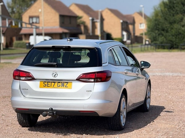 Used Vauxhall Astra 2017 for sale - 75432850: Photo 21