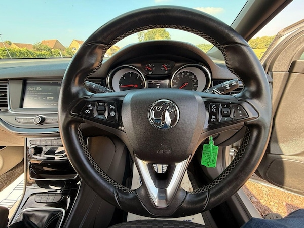 Used Vauxhall Astra 2017 for sale - 75432850: Photo 40