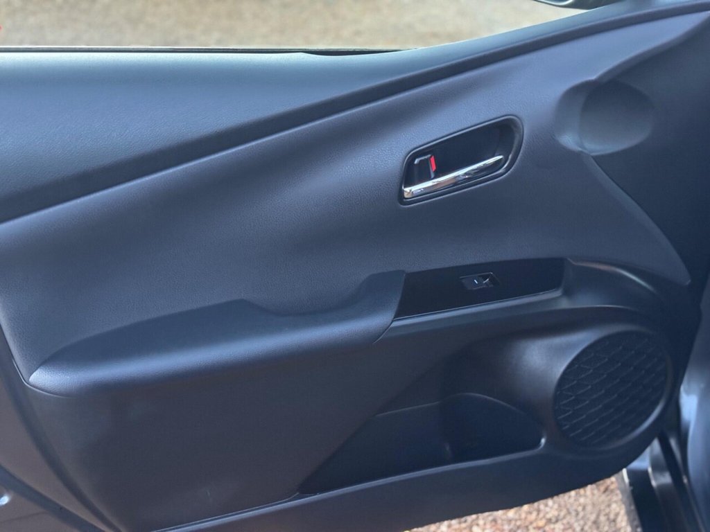 Used Toyota Prius 2022 for sale - 76798026: Photo 34