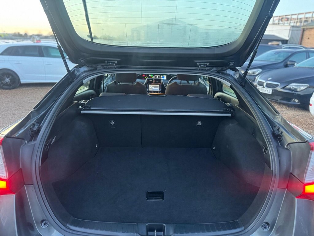 Used Toyota Prius 2022 for sale - 76798026: Photo 44