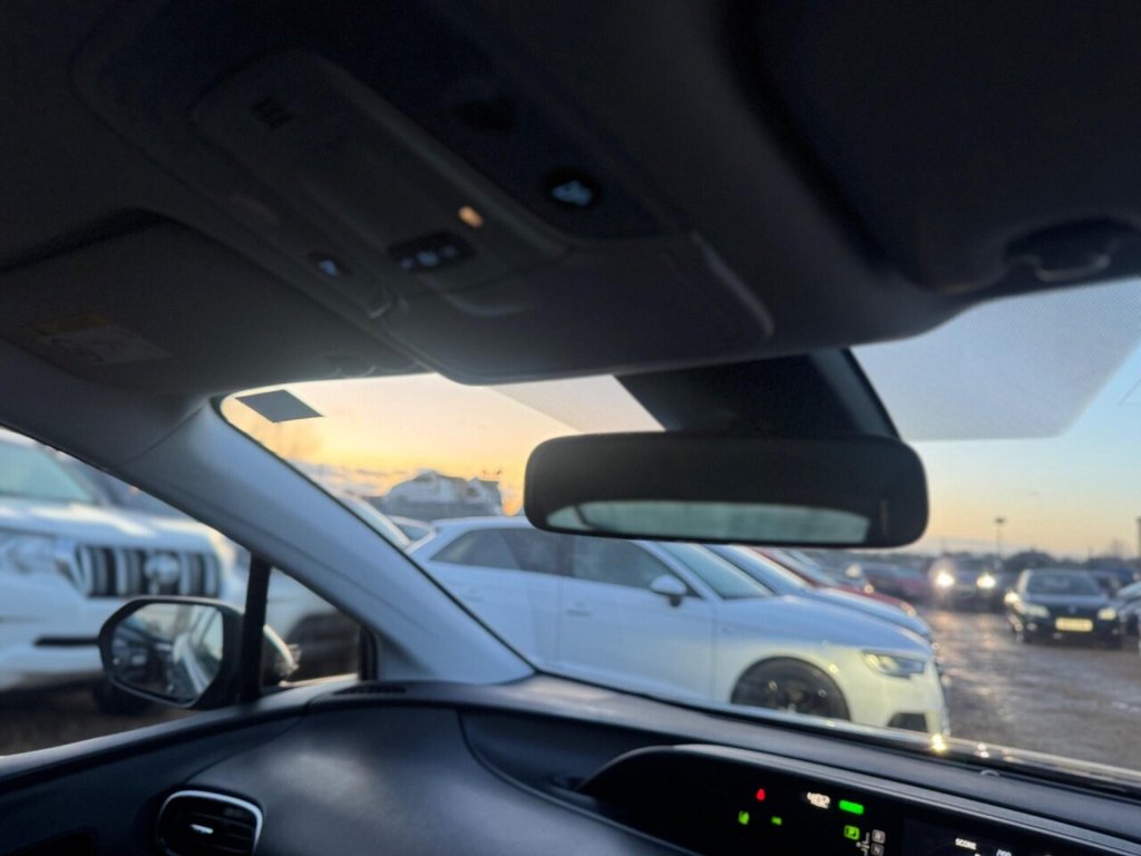 Used Toyota Prius 2022 for sale - 76798026: Photo 50