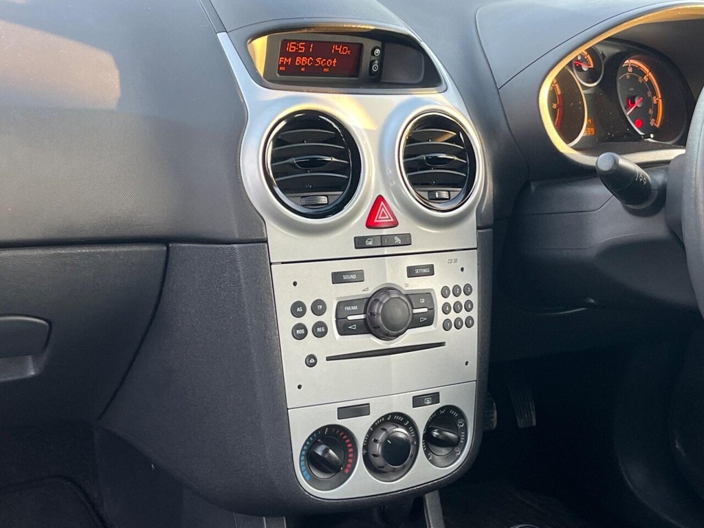 Used Vauxhall Corsa 2012 for sale - 77660200: Photo 22