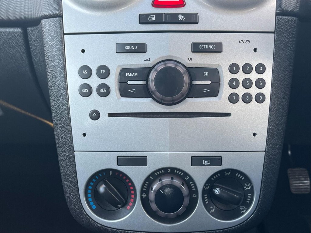 Used Vauxhall Corsa 2012 for sale - 77660200: Photo 31