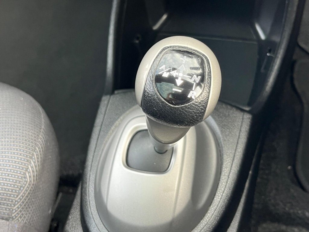 Used Honda Jazz 2010 for sale - 76496527: Photo 10