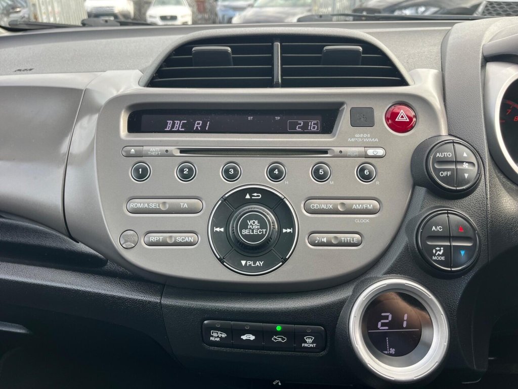 Used Honda Jazz 2010 for sale - 76496527: Photo 13