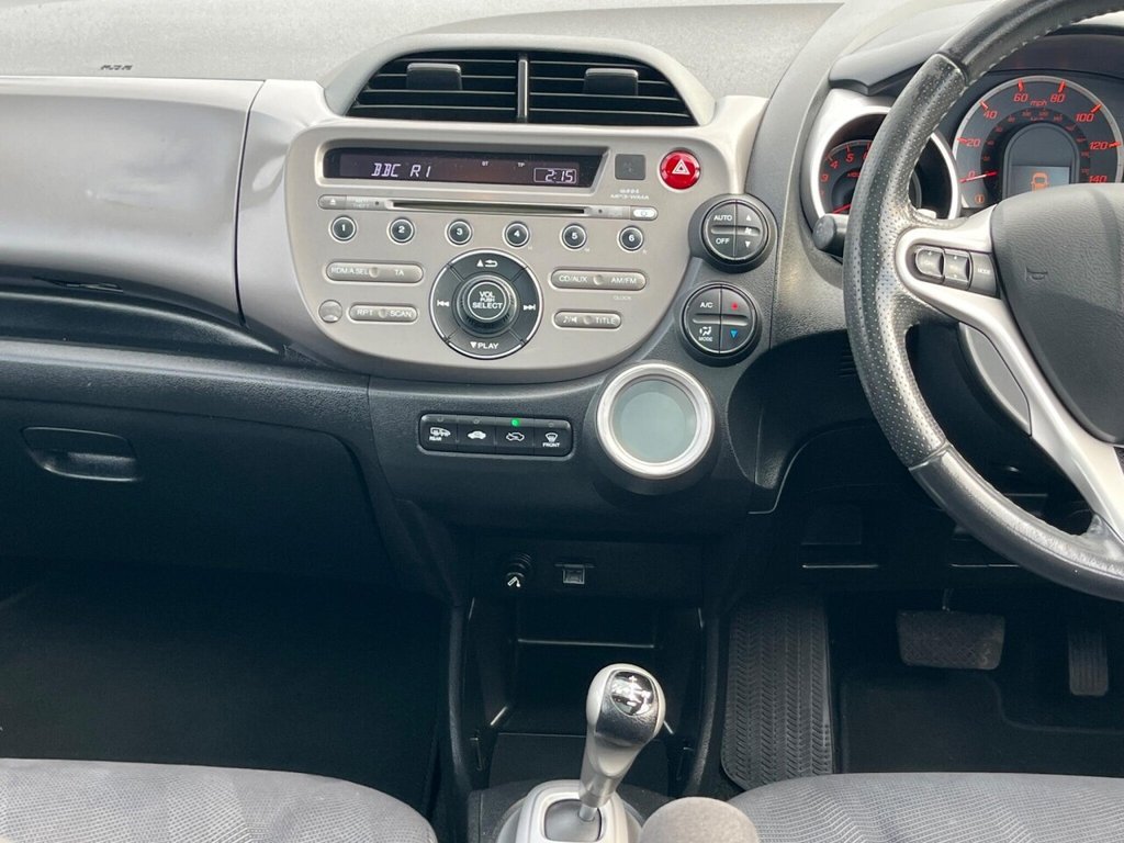Used Honda Jazz 2010 for sale - 76496527: Photo 23
