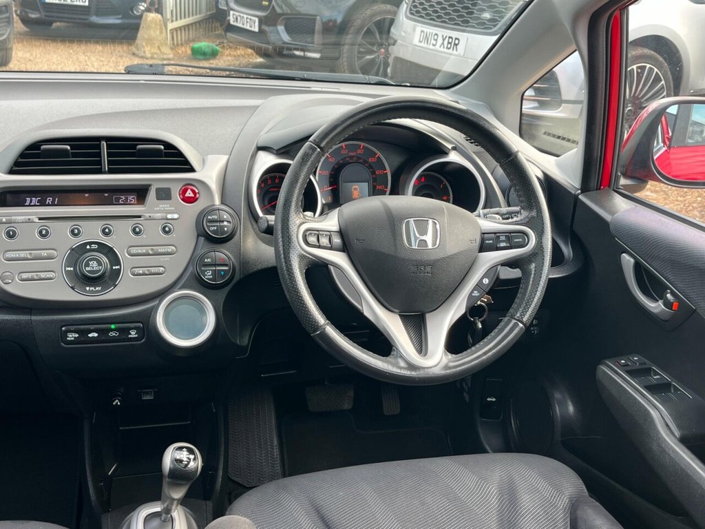 Used Honda Jazz 2010 for sale - 76496527: Photo 25