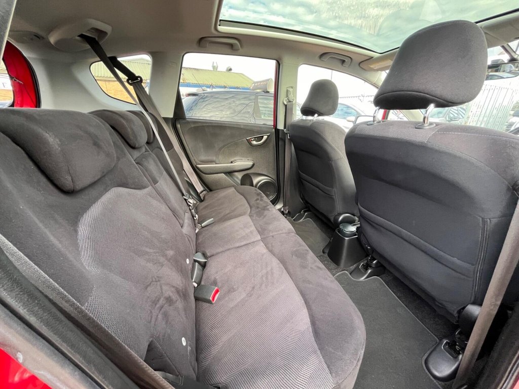 Used Honda Jazz 2010 for sale - 76496527: Photo 30