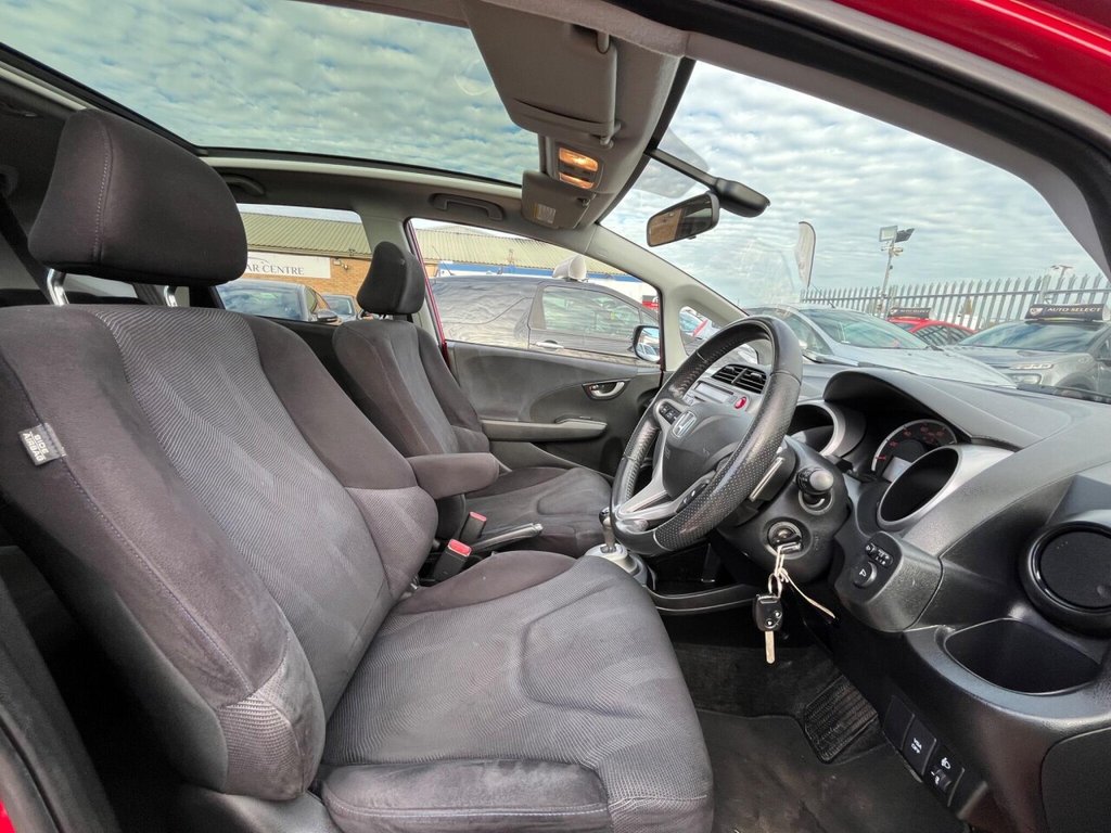 Used Honda Jazz 2010 for sale - 76496527: Photo 7