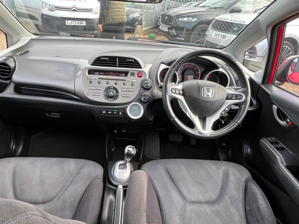 Used Honda Jazz 2010 for sale - 76496527: Photo 9