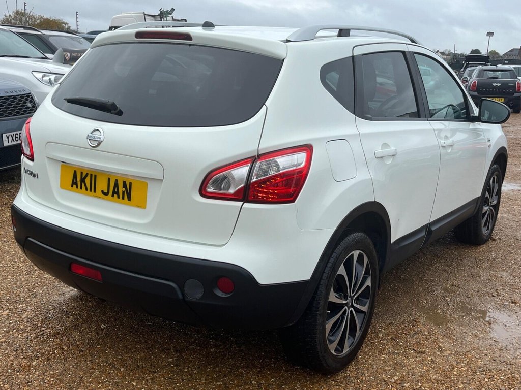 Used Nissan Qashqai 2011 for sale - 76923182: Photo 24