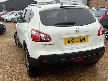 Used Nissan Qashqai 2011 for sale - 76923182: Photo