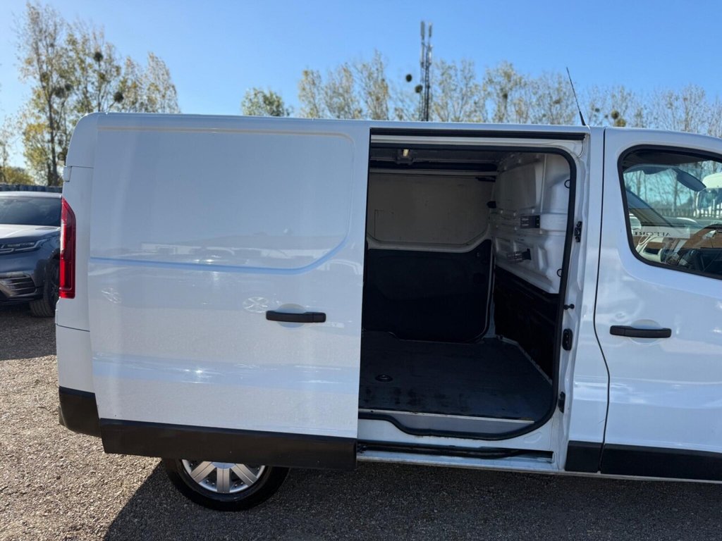 Used Renault Trafic 2017 for sale - 76202870: Photo 13