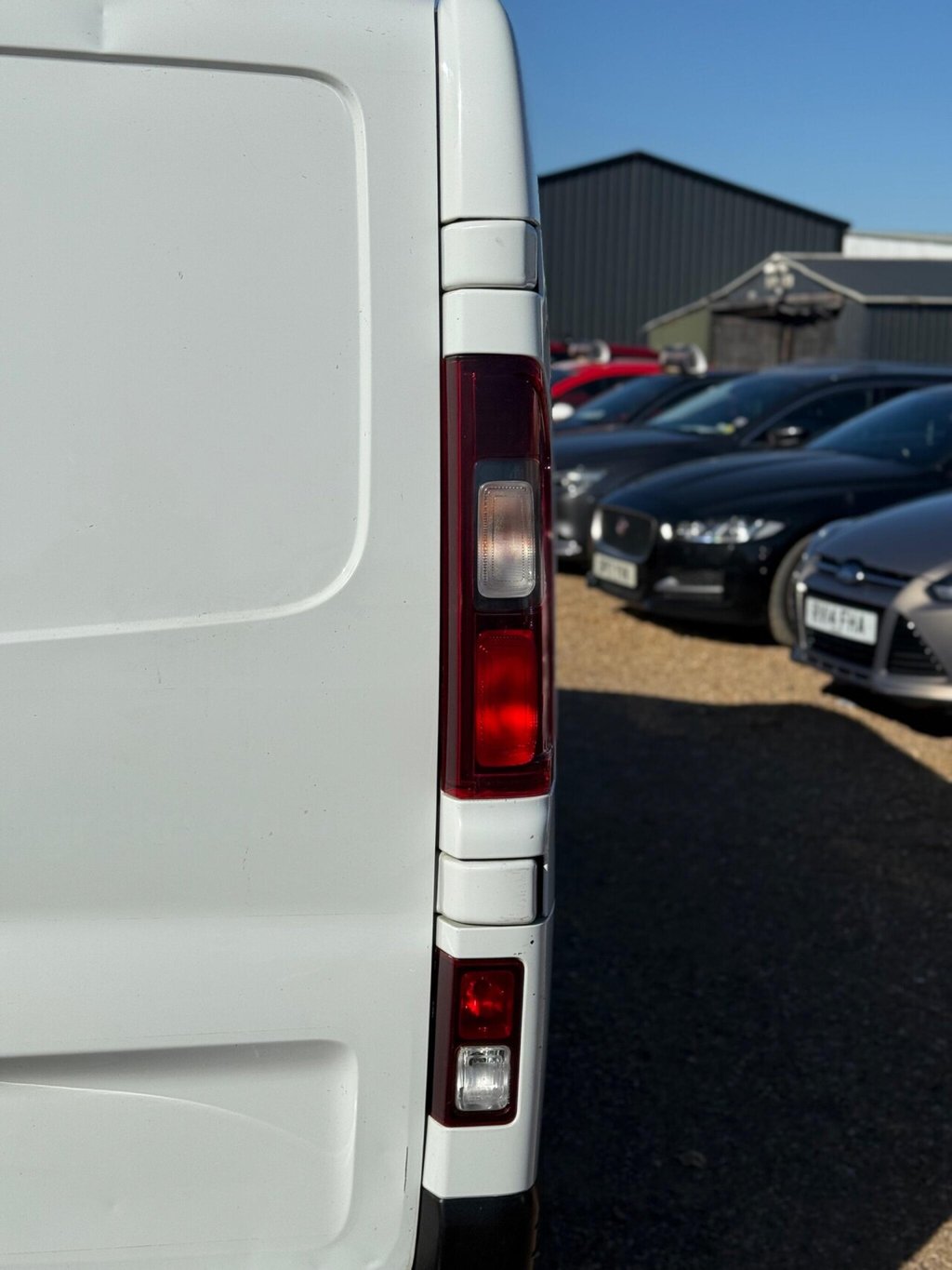 Used Renault Trafic 2017 for sale - 76202870: Photo 2