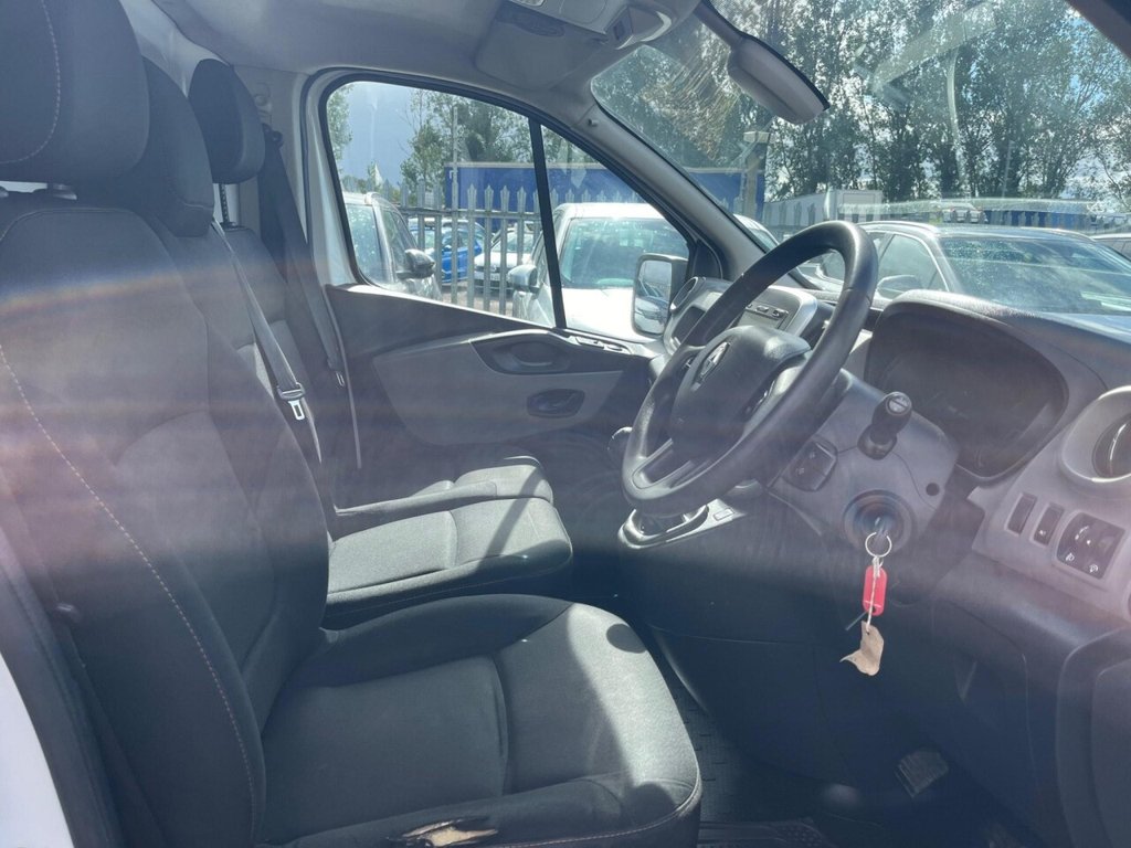 Used Renault Trafic 2017 for sale - 76202870: Photo 30