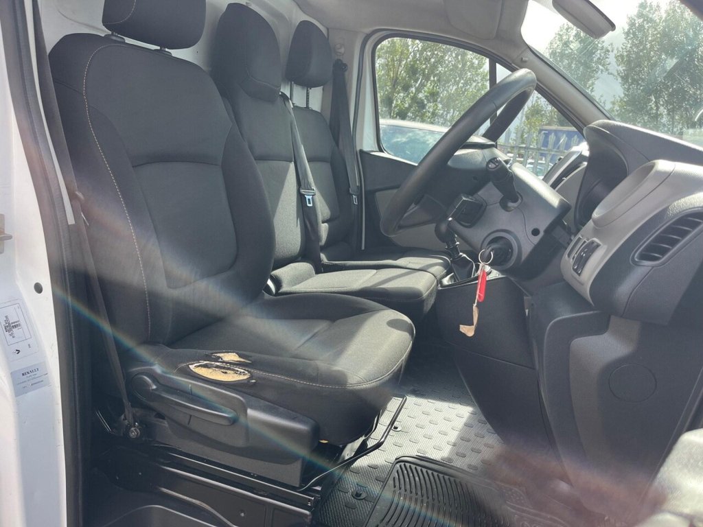 Used Renault Trafic 2017 for sale - 76202870: Photo 32