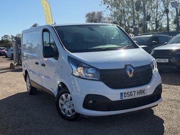 Used Renault Trafic 2017 for sale - 76202870: Photo