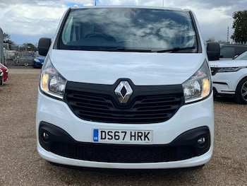 Used Renault Trafic 2017 for sale - 76202870: Photo