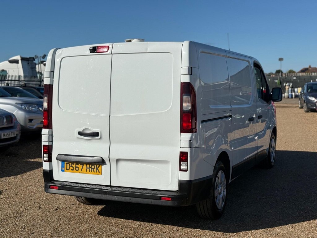 Used Renault Trafic 2017 for sale - 76202870: Photo 8