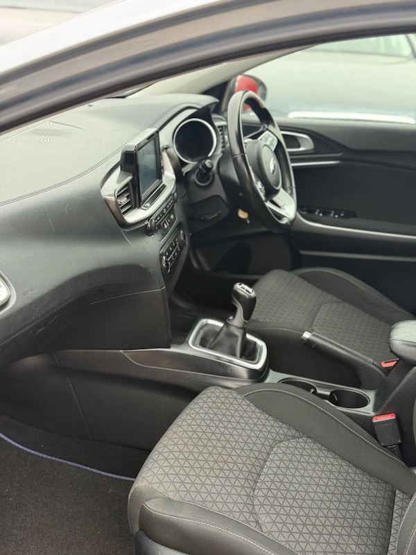 Used Kia Ceed 2018 for sale - 75682619: Photo 12