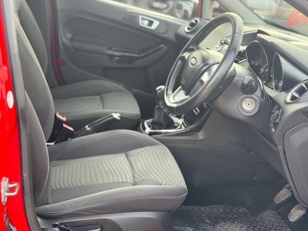 Used Ford Fiesta 2015 for sale - 76147657: Photo 14