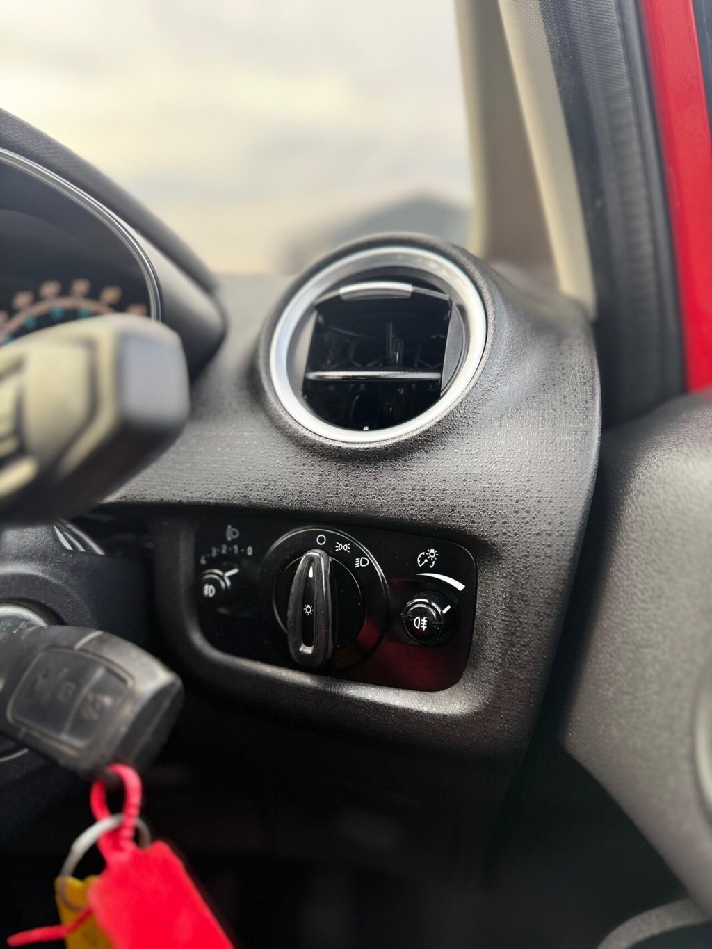 Used Ford Fiesta 2015 for sale - 76147657: Photo 25